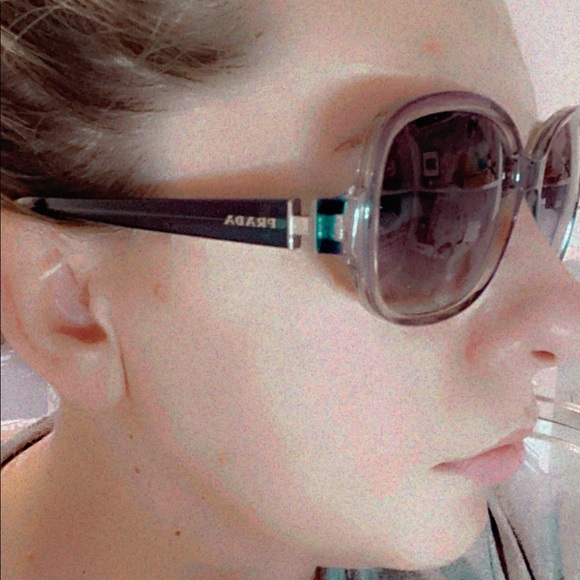 Authentic Prada sunglasses - Picture 6 of 6